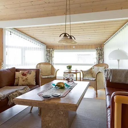 Three-bedroom Holiday In Tatil Evi *